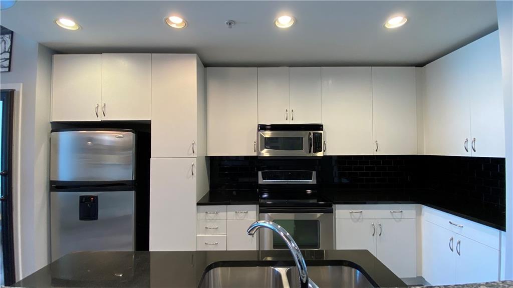 860 Peachtree Street NE Unit 2010