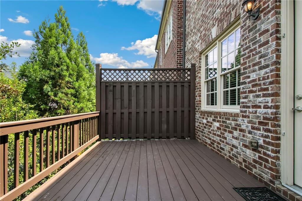 535 Rose Garden Lane