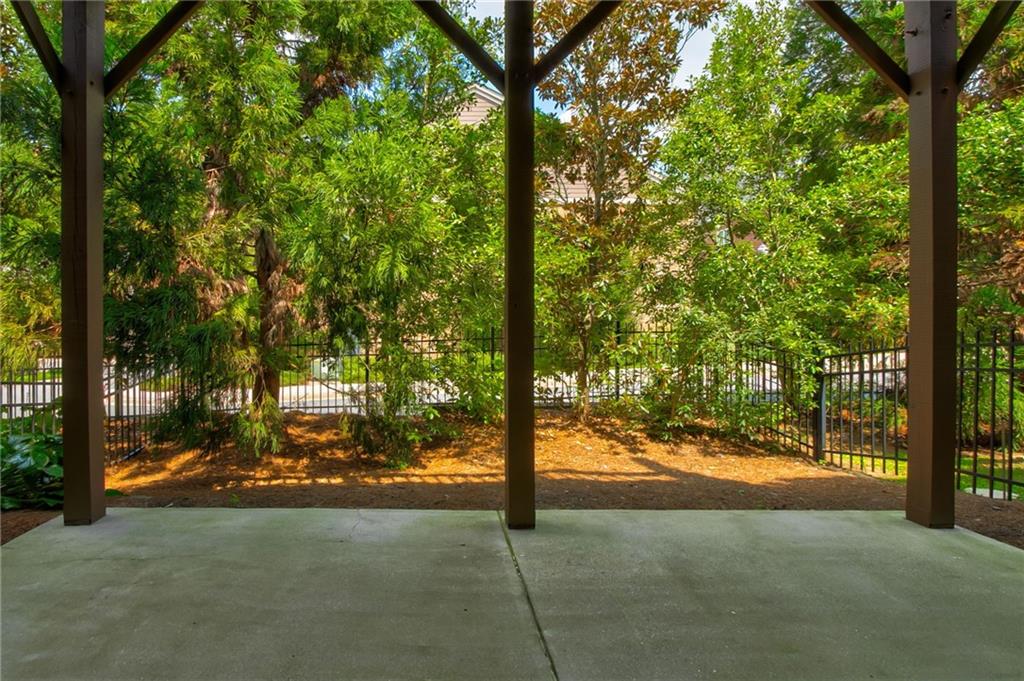 535 Rose Garden Lane