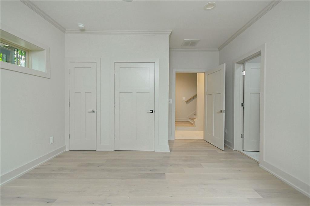 845 Canterbury Overlook NE