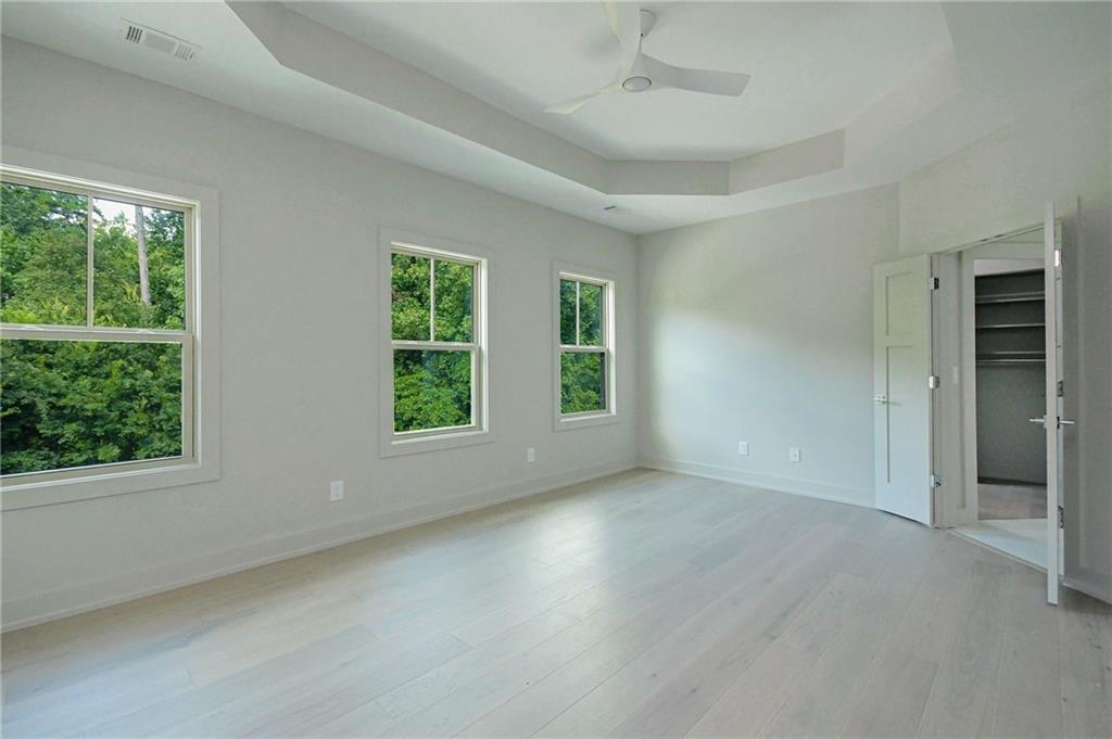 845 Canterbury Overlook NE
