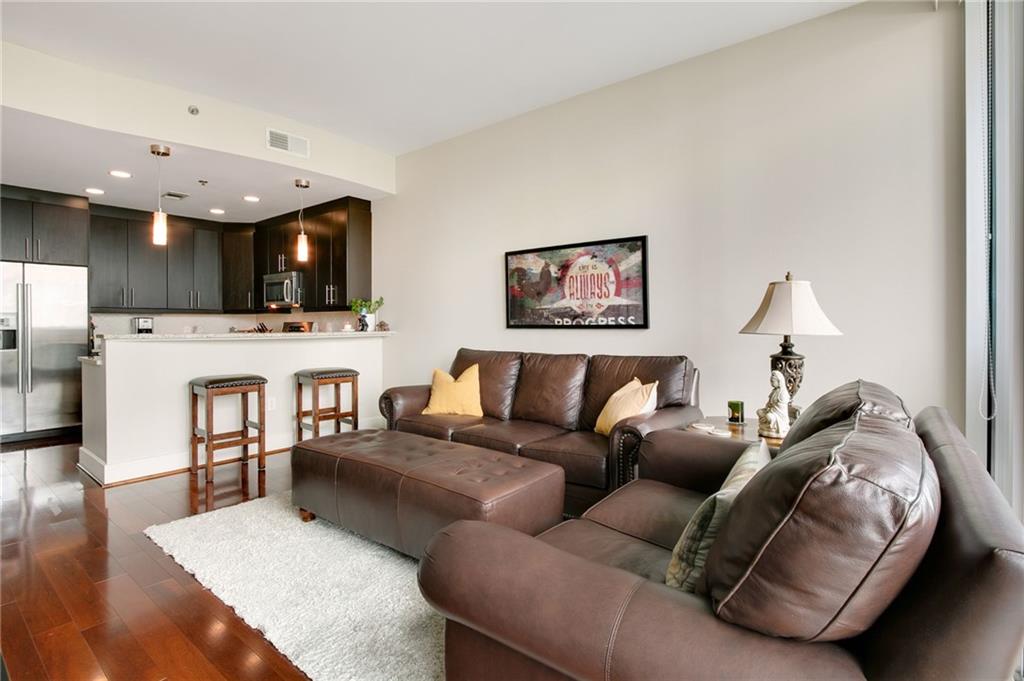 1080 Peachtree Street Unit 1001
