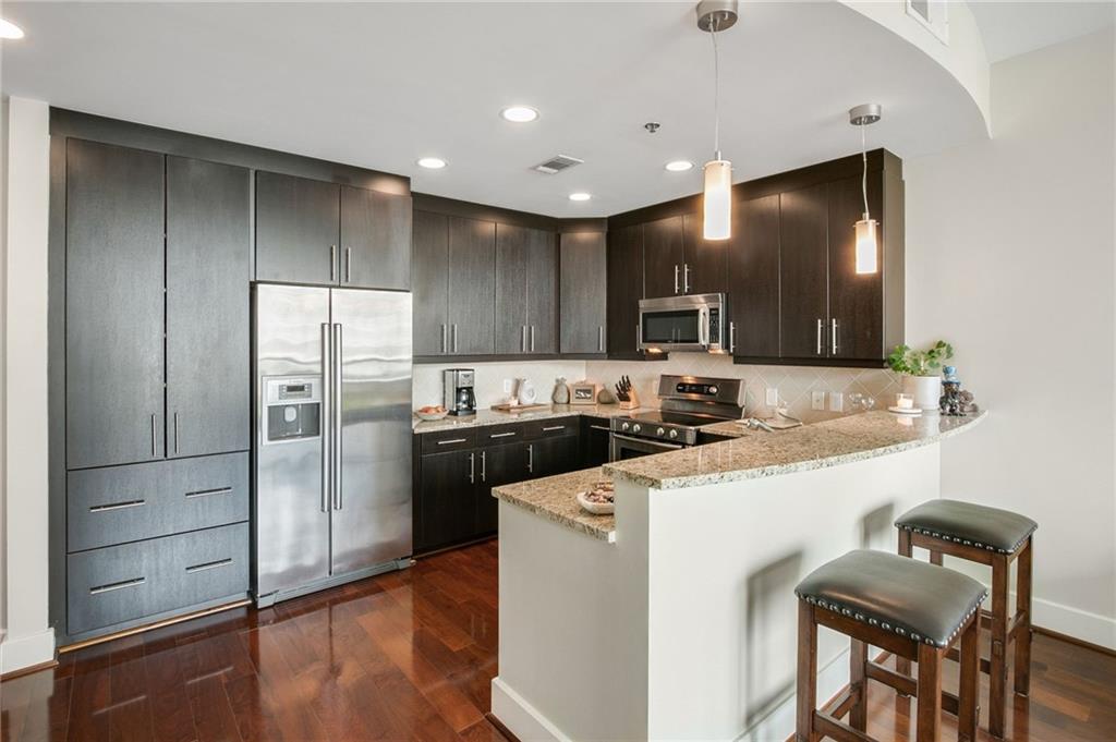 1080 Peachtree Street Unit 1001