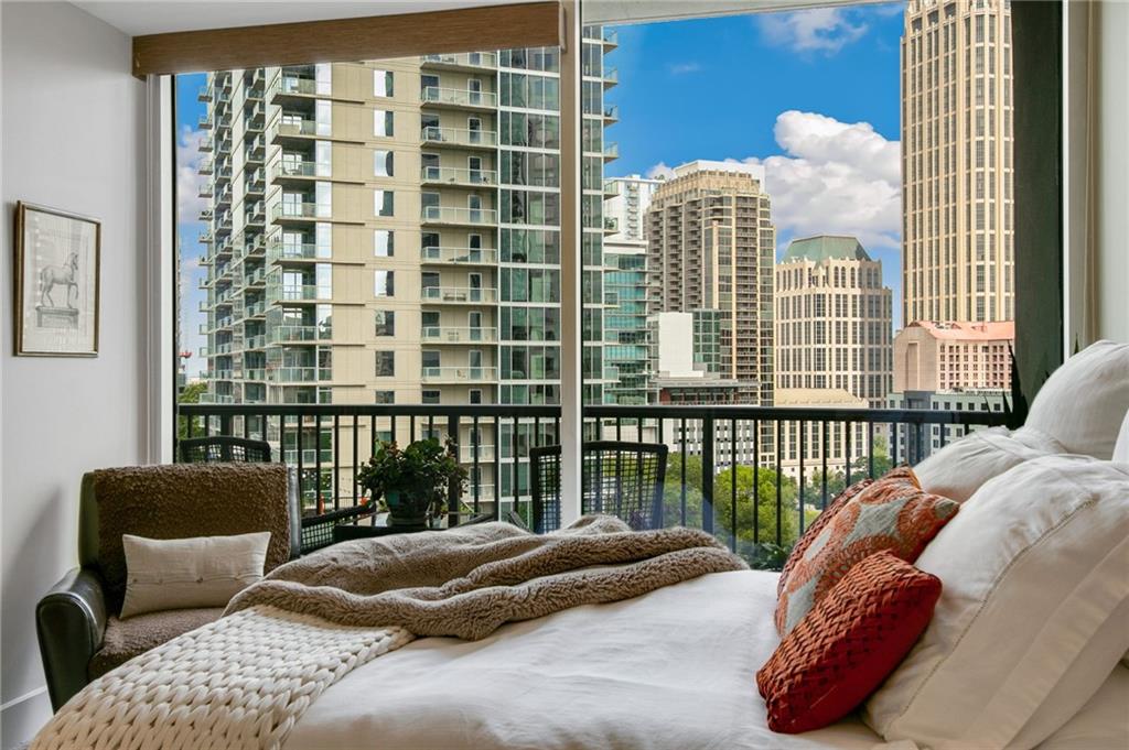 1080 Peachtree Street Unit 1001