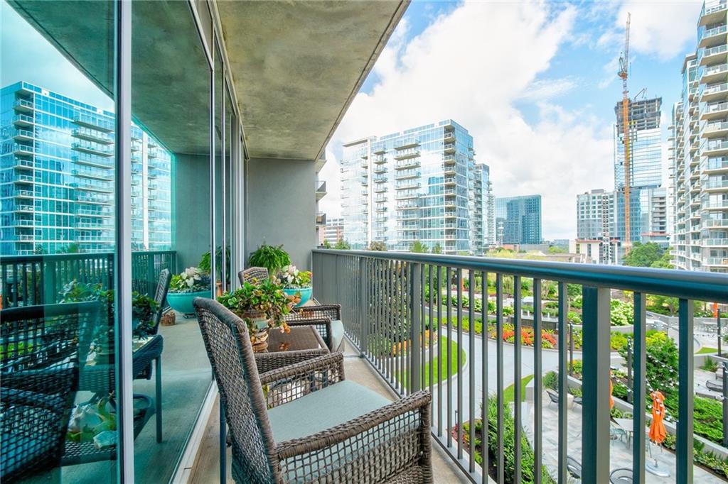 1080 Peachtree Street Unit 1001