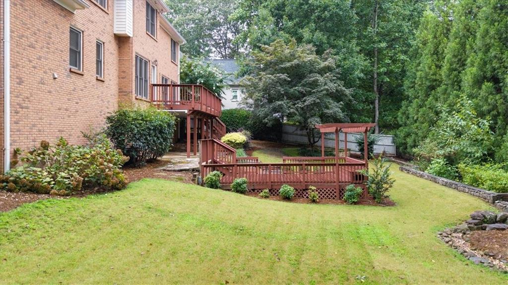 1720 Manhasset Place