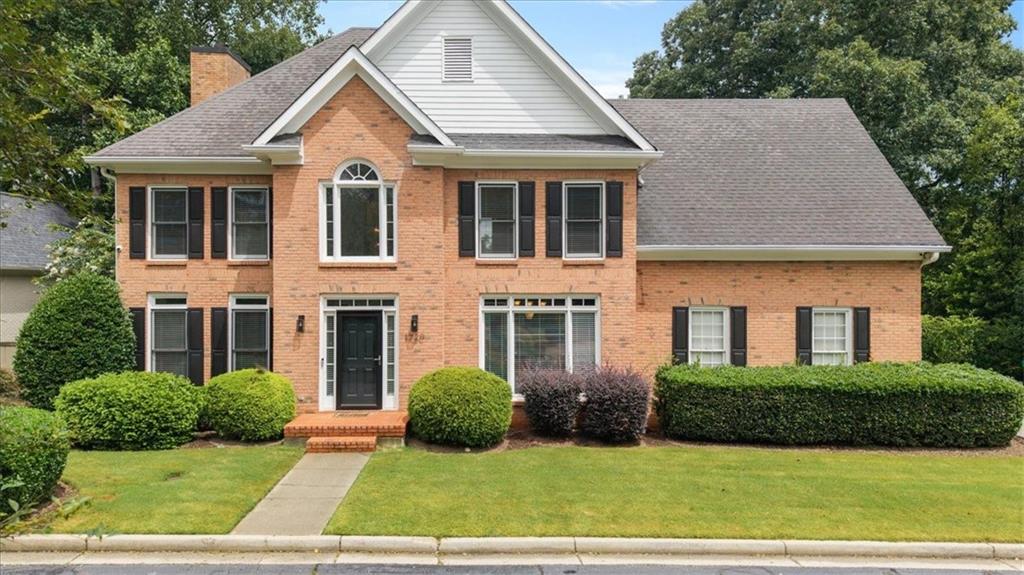 1720 Manhasset Place