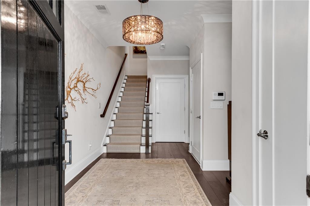 18 Peachtree Avenue NE Unit 4