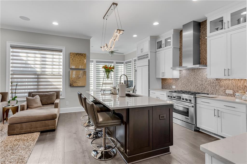 18 Peachtree Avenue NE Unit 4
