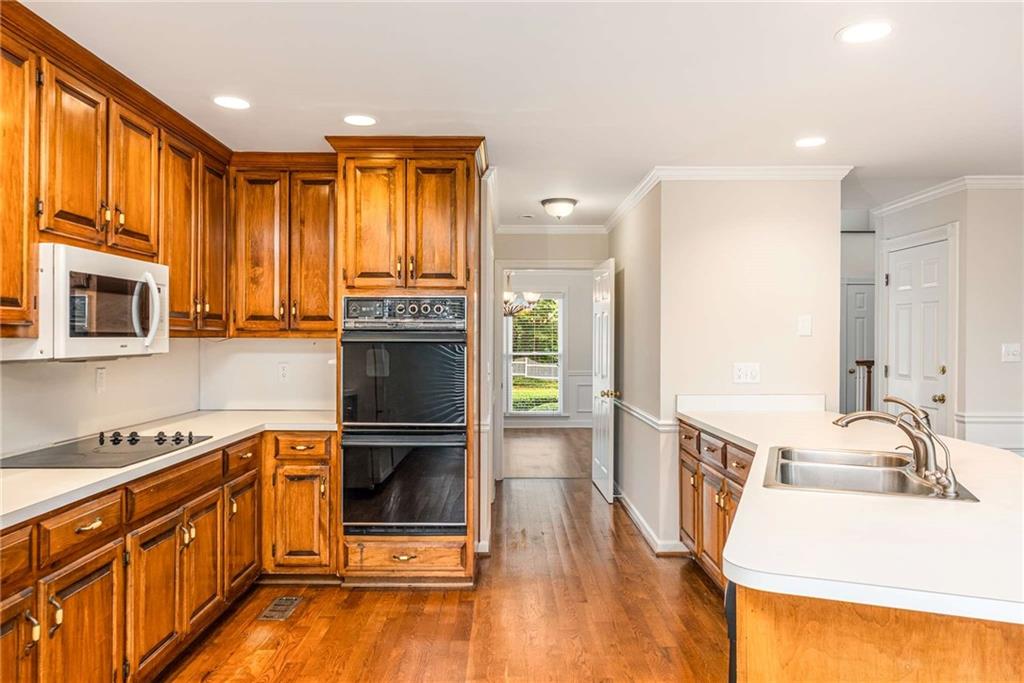 3010 Eglantine Court