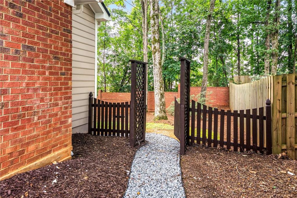 3010 Eglantine Court