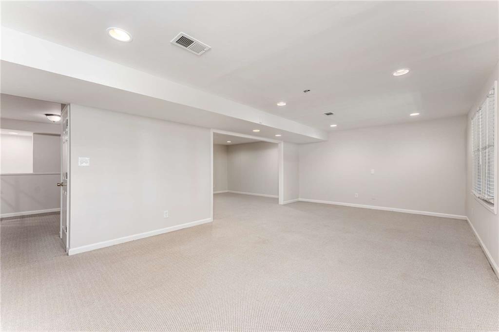 3010 Eglantine Court