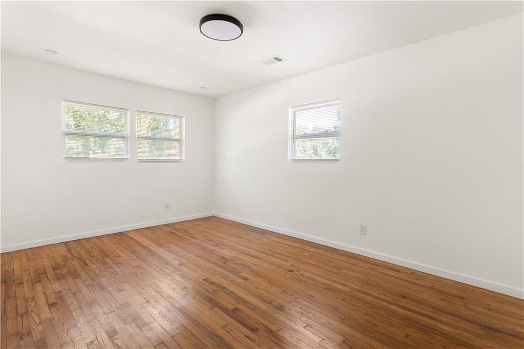 2228 Glendale Drive
