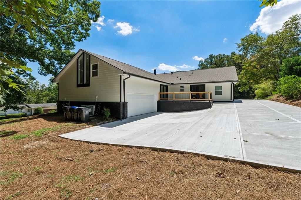 1365 Oakhaven Drive