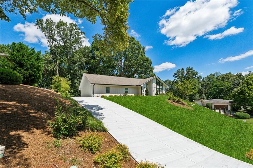 1365 Oakhaven Drive