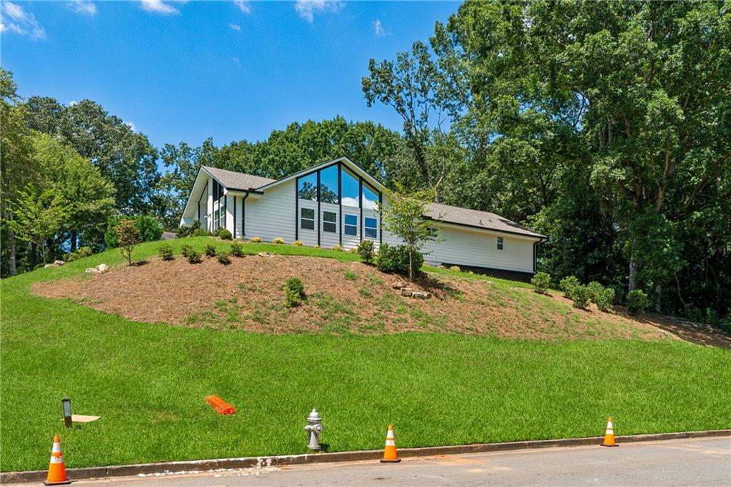 1365 Oakhaven Drive