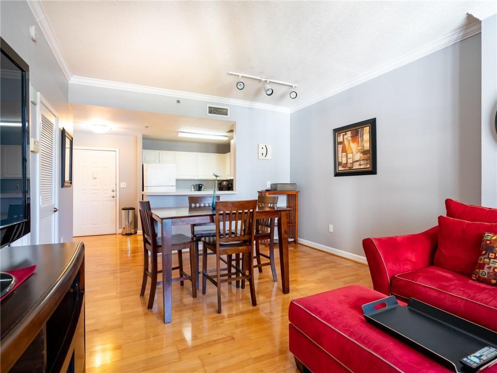 1101 Juniper Street NE Unit 808