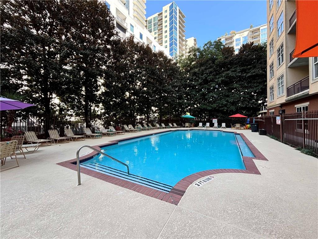 1101 Juniper Street NE Unit 808