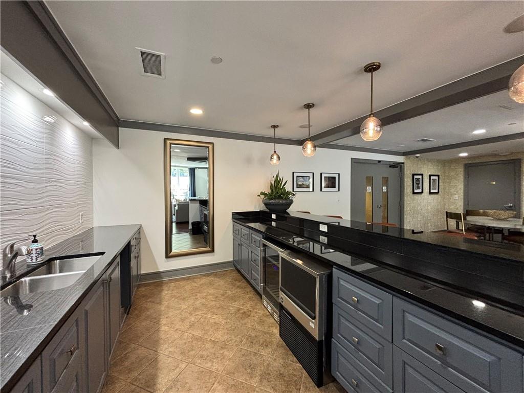 1101 Juniper Street NE Unit 808