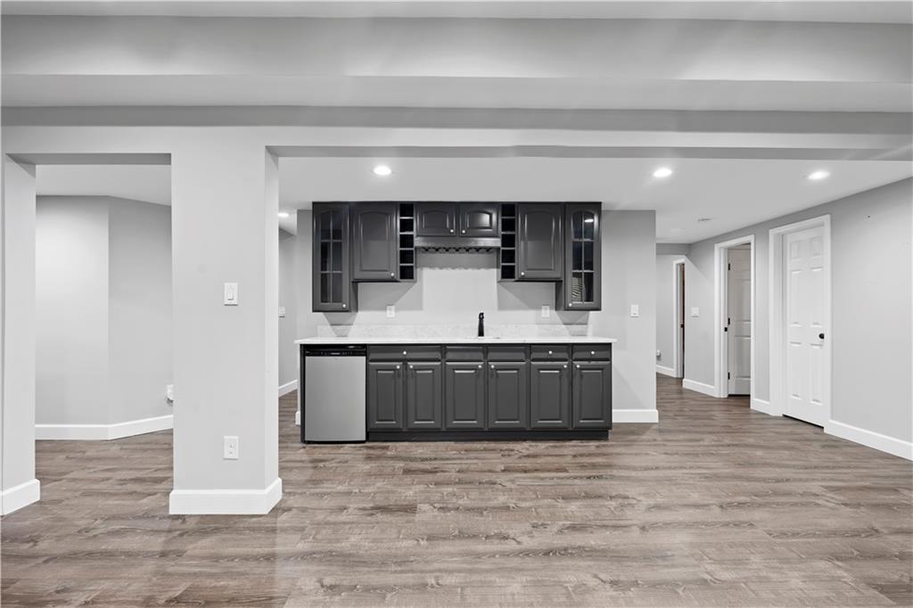 141 Ennisbrook Drive SE