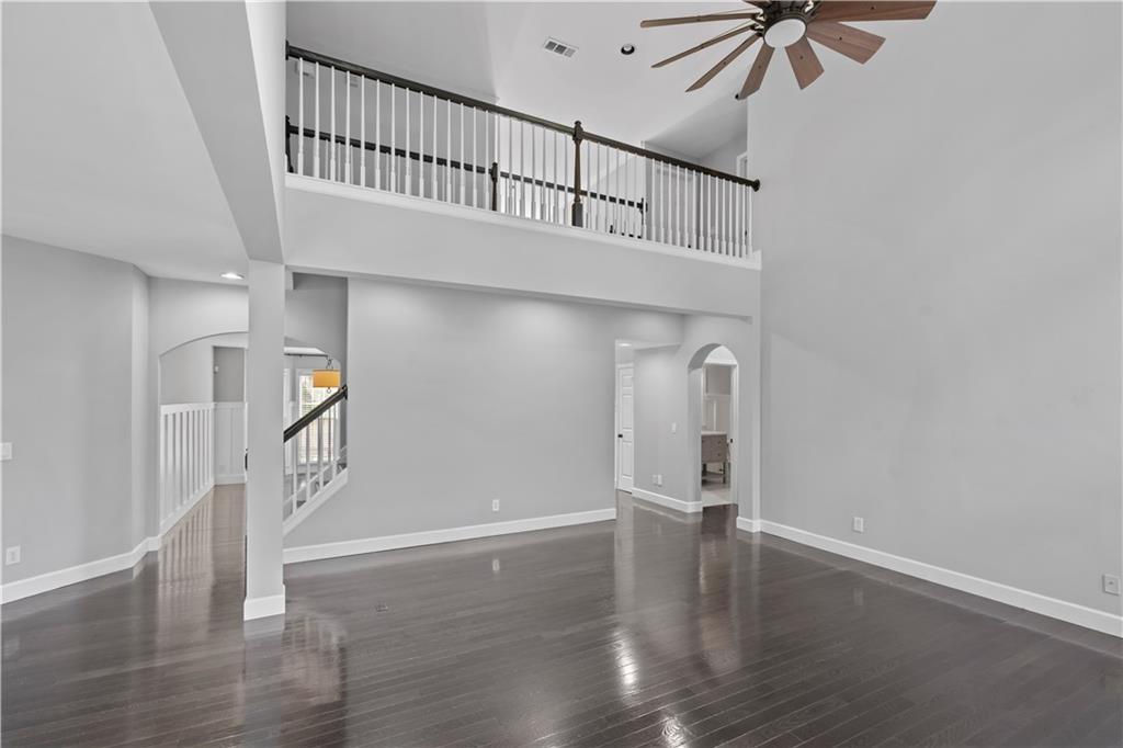 141 Ennisbrook Drive SE