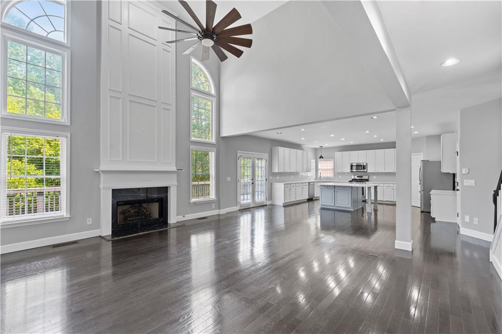 141 Ennisbrook Drive SE