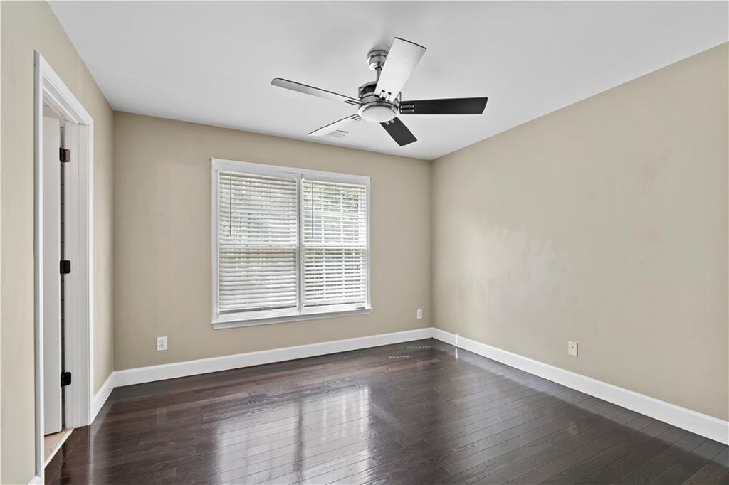 141 Ennisbrook Drive SE