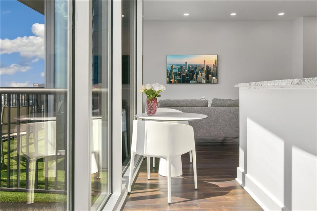 1080 Peachtree Street NE Unit 2907