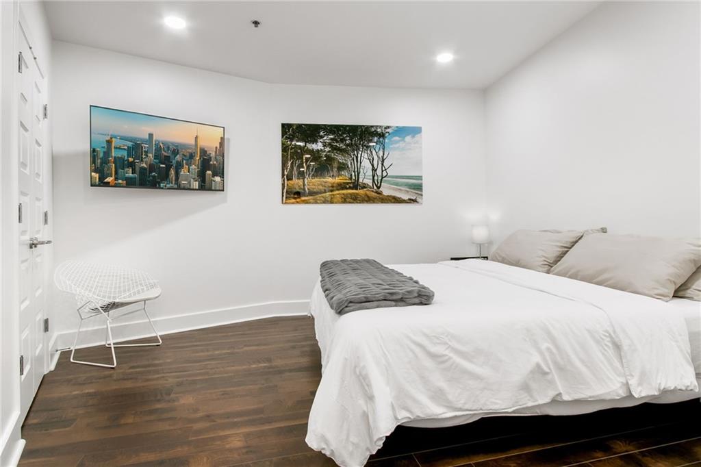 1080 Peachtree Street NE Unit 2907