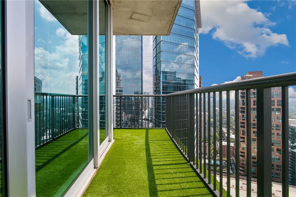 1080 Peachtree Street NE Unit 2907