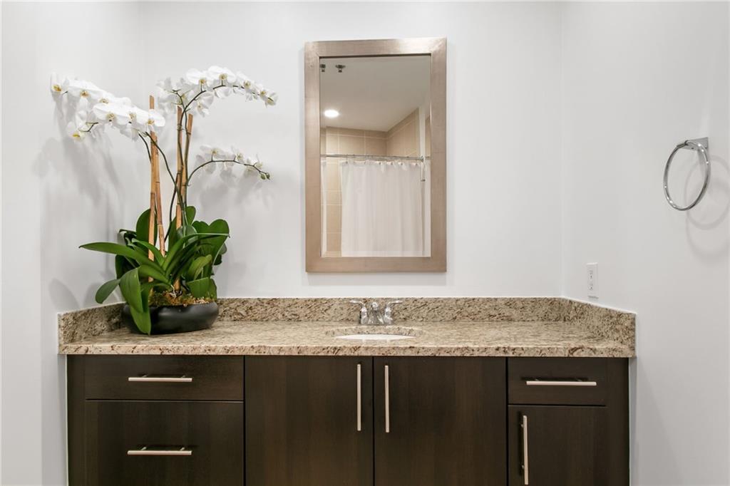 1080 Peachtree Street NE Unit 2907