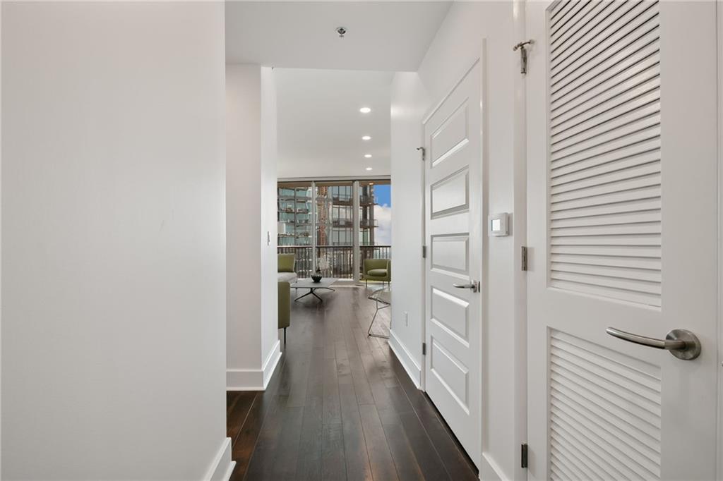1080 Peachtree Street NE Unit 2907