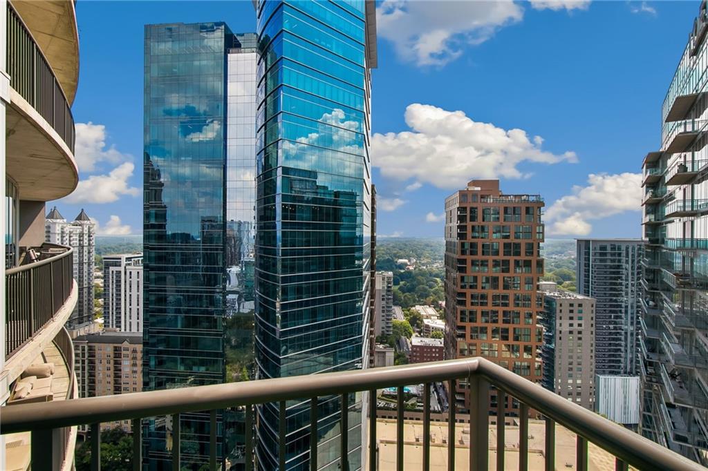 1080 Peachtree Street NE Unit 2907