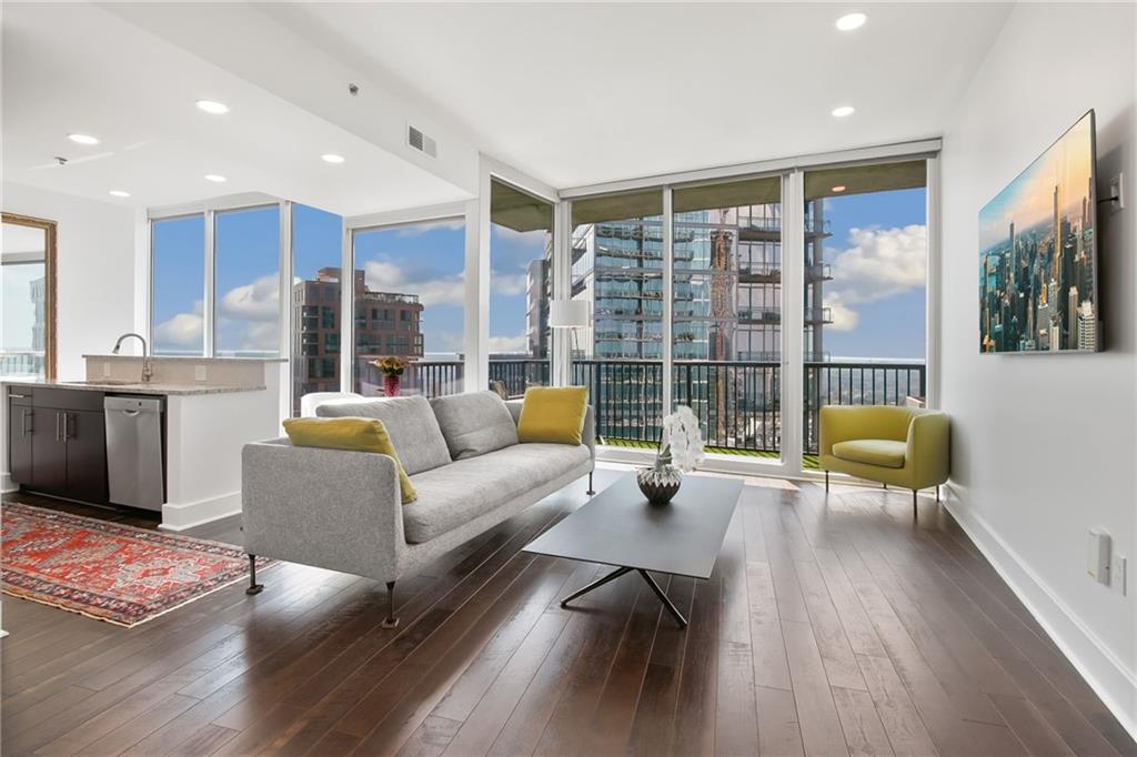 1080 Peachtree Street NE Unit 2907