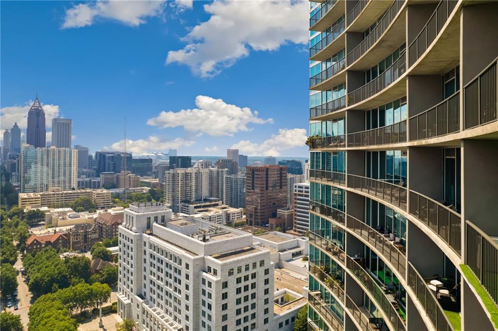 1080 Peachtree Street NE Unit 2907