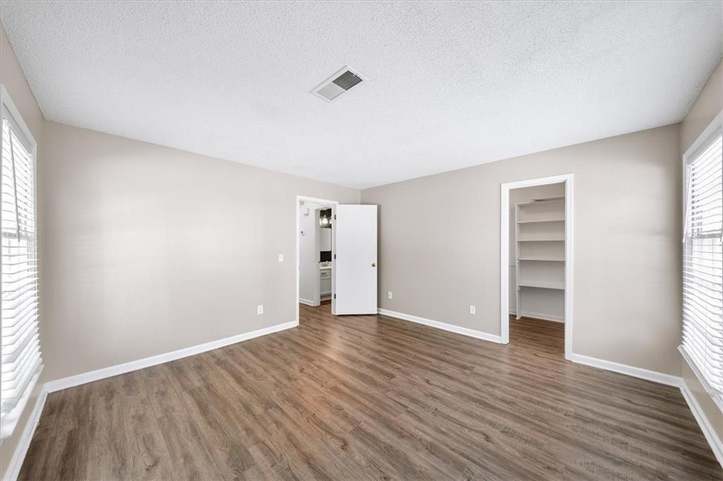 865 Cavalry Drive SW