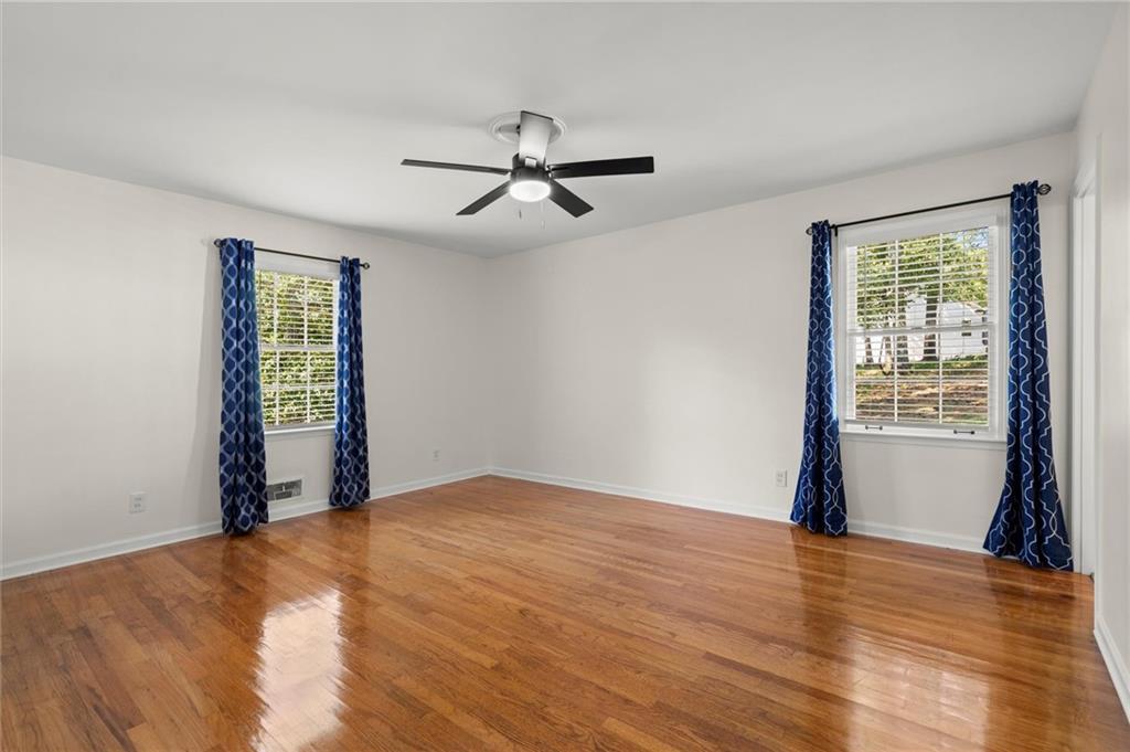 840 Hickory Drive SW