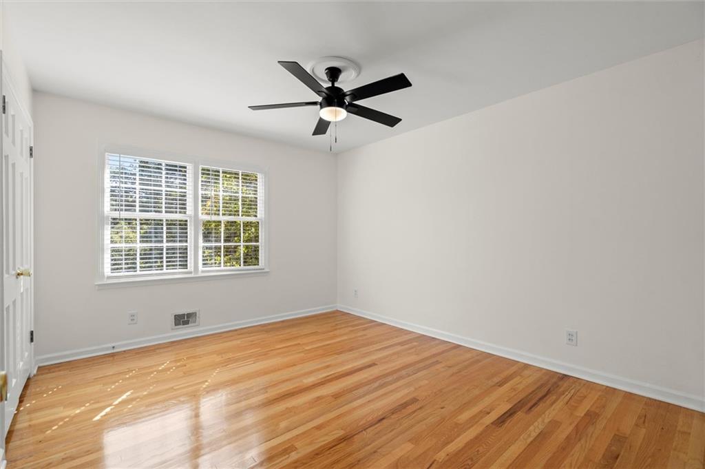 840 Hickory Drive SW