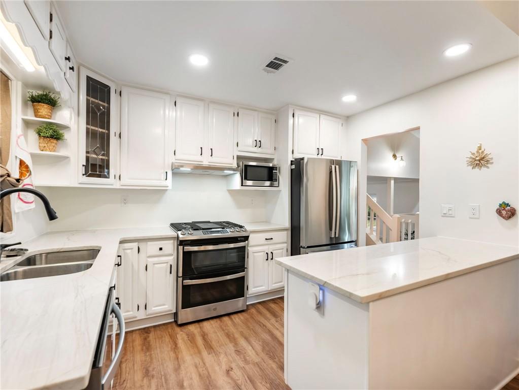 5988 Eton Court