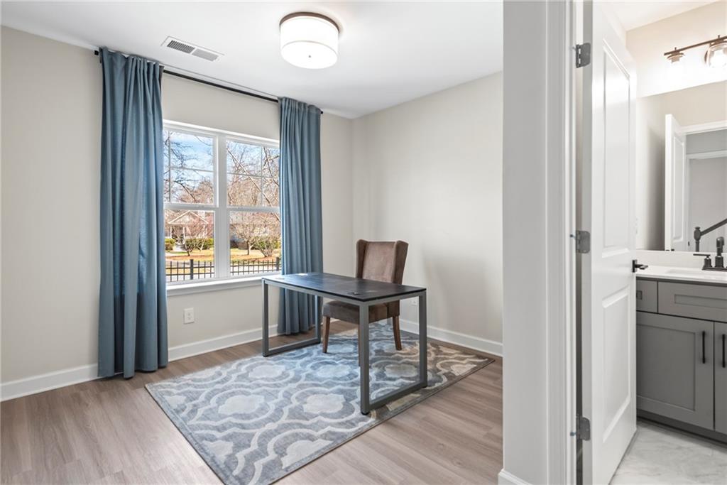 1973 Hollywood Road NW Unit 15