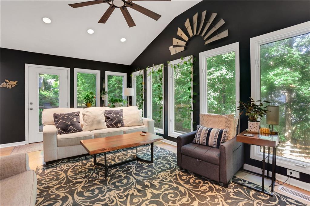 1307 Cobblestone Lane