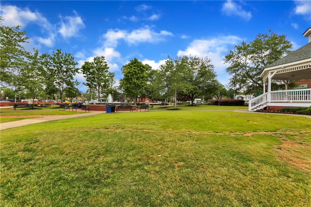1307 Cobblestone Lane