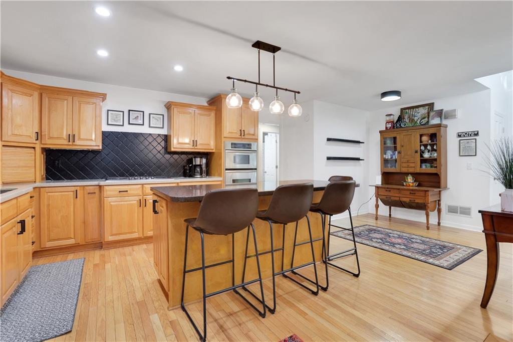 1307 Cobblestone Lane
