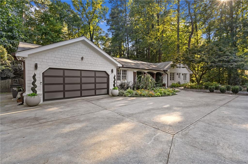 1905 Gainsborough Drive