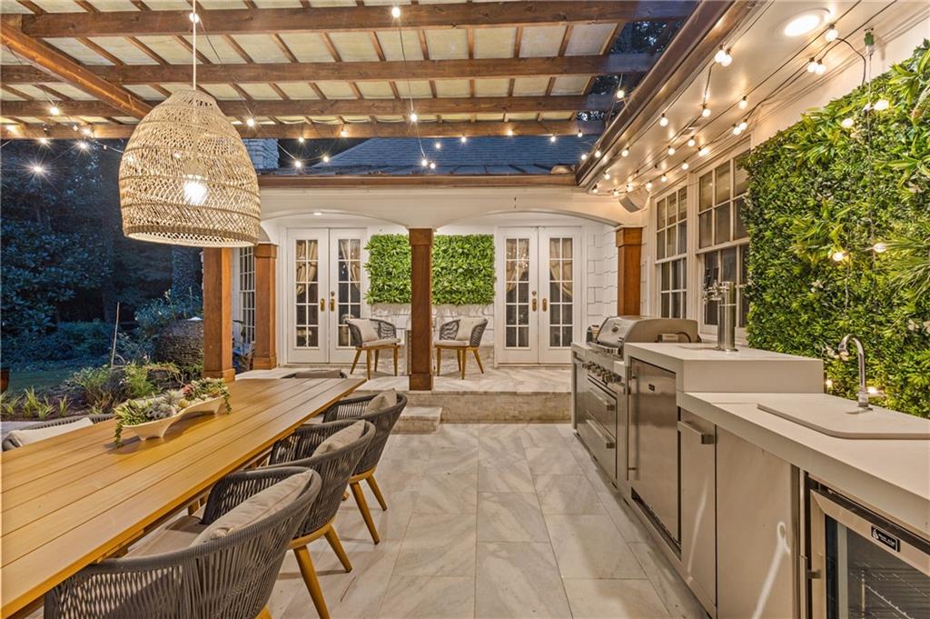 1905 Gainsborough Drive