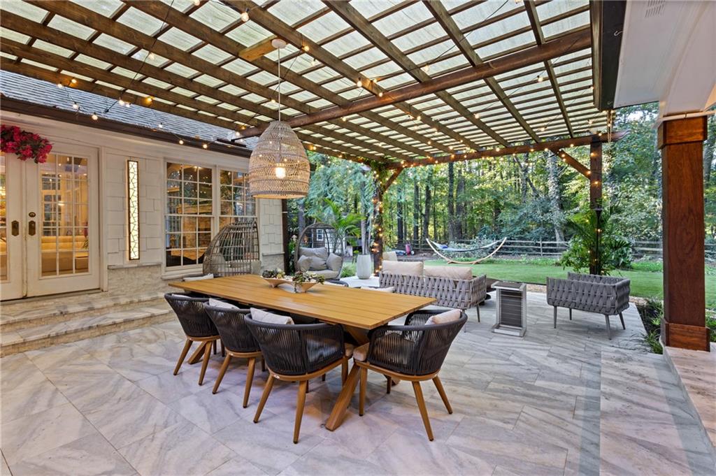 1905 Gainsborough Drive