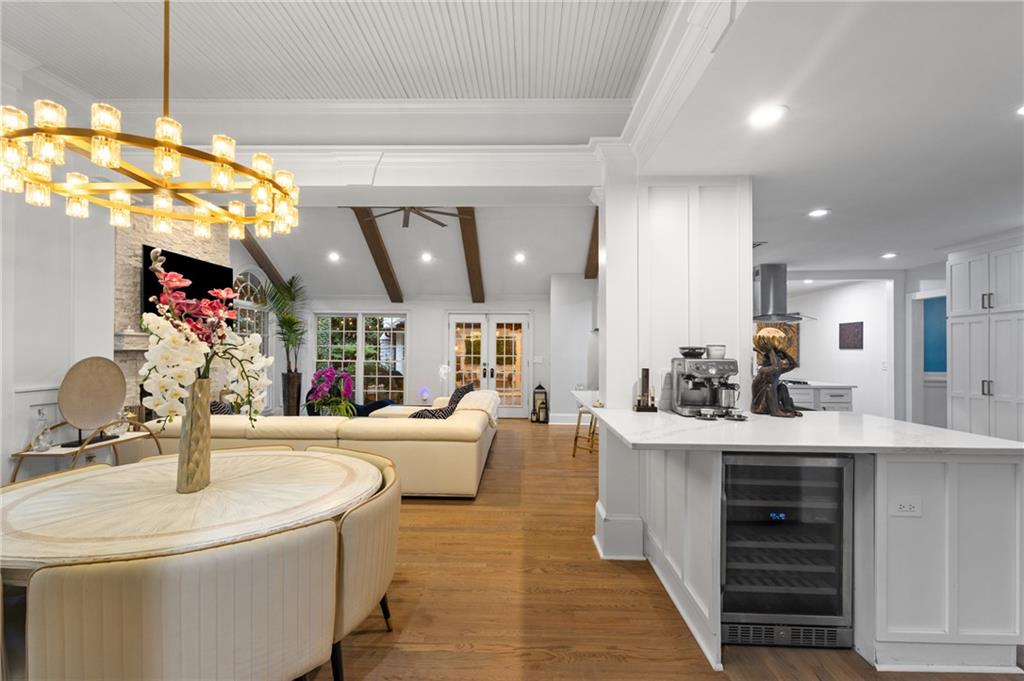 1905 Gainsborough Drive