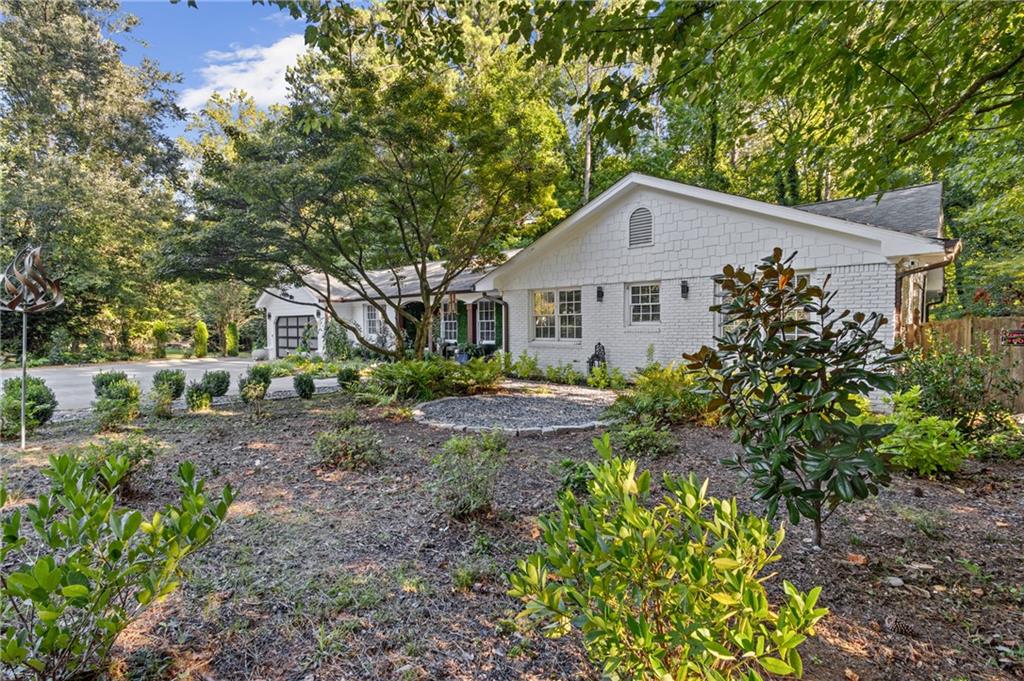 1905 Gainsborough Drive