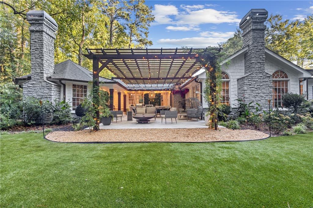 1905 Gainsborough Drive