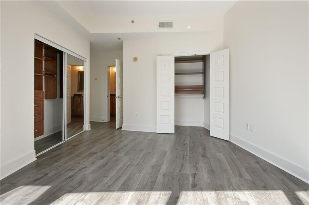 1080 Peachtree Street NE Unit 1304